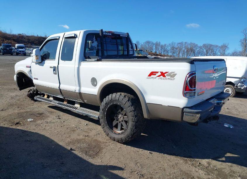 Photo 3 of 2006 Ford F-250 LARIAT/XL/XLT (VIN 1FTSX21P96EA96475)