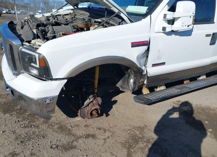 Photo 6 of 2006 Ford F-250 LARIAT/XL/XLT (VIN 1FTSX21P96EA96475)