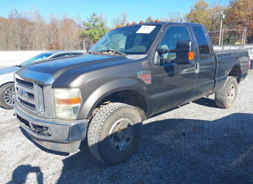 Photo 2 of 2008 Ford F-250 FX4/LARIAT/XL/XLT (VIN 1FTSX21R08EC24509)