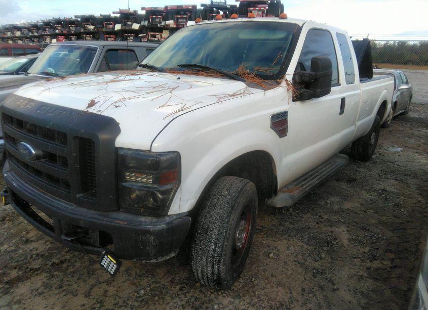 Photo 2 of 2008 Ford F-250 FX4/LARIAT/XL/XLT (VIN 1FTSX21R18ED47154)