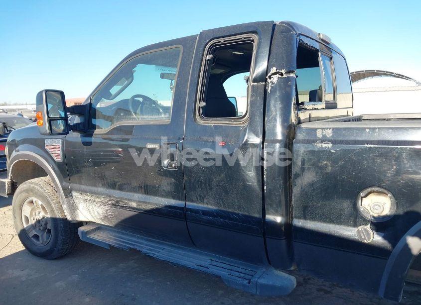 Photo 15 of 2008 Ford F-250 FX4/LARIAT/XL/XLT (VIN 1FTSX21R38EB20936)