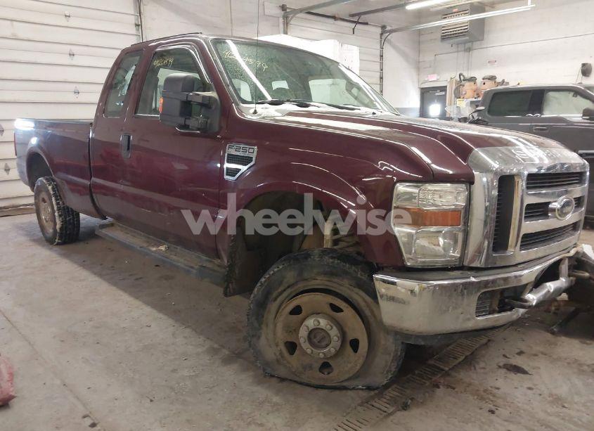 2008 Ford F-250 FX4/LARIAT/XL/XLT (VIN 1FTSX21YX8EB06622) main photo