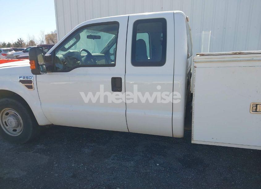 Photo 14 of 2010 Ford F-250 LARIAT/XL/XLT (VIN 1FTSX2AR4AEA80100)