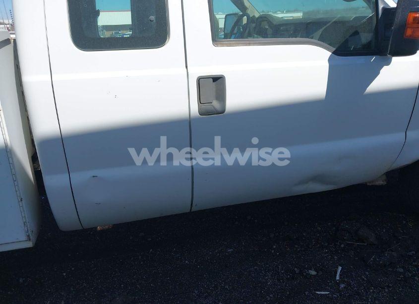 Photo 6 of 2010 Ford F-250 LARIAT/XL/XLT (VIN 1FTSX2AR4AEA80100)