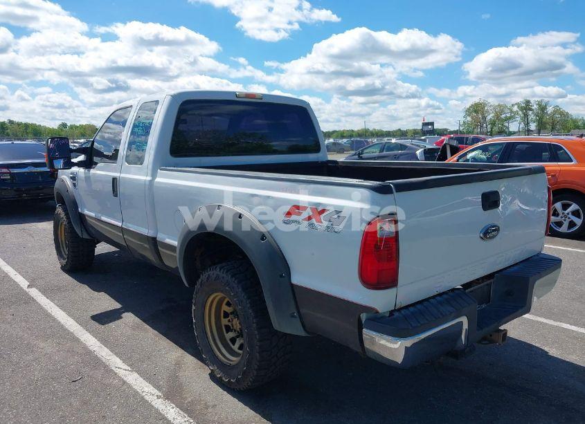 Photo 19 of 2010 Ford F-250 LARIAT/XL/XLT (VIN 1FTSX2B5XAEB31031)