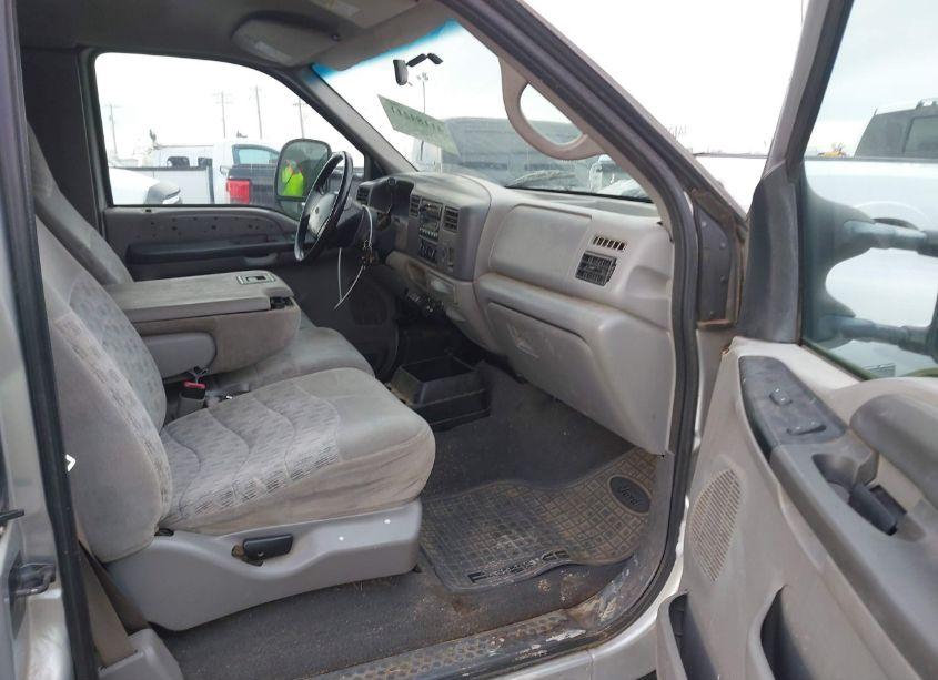 Photo 5 of 1999 Ford F-350 LARIAT/XL/XLT (VIN 1FTSX31F5XEE28698)