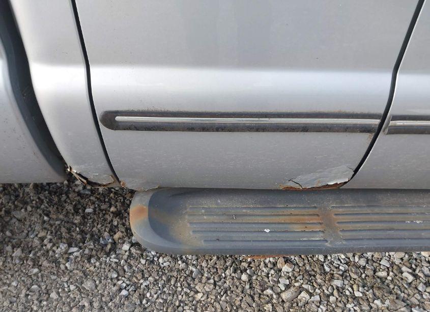 Photo 6 of 1999 Ford F-350 LARIAT/XL/XLT (VIN 1FTSX31F5XEE28698)