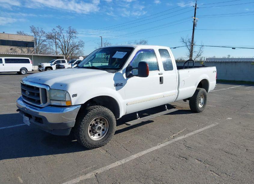 Photo 2 of 2003 Ford F-350 LARIAT/XL/XLT (VIN 1FTSX31S73EC26923)