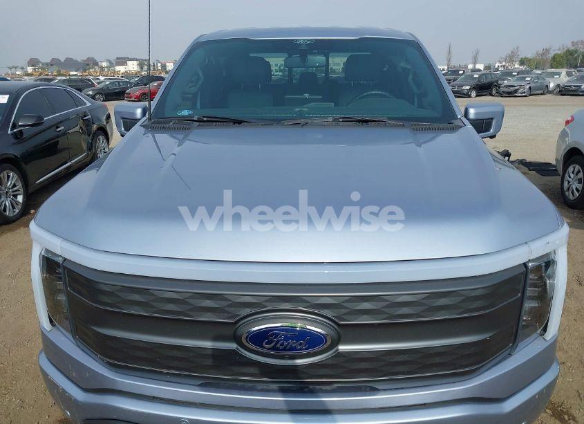 Photo 10 of 2022 Ford F-150 LIGHTNING LARIAT (VIN 1FTVW1EL0NWG16234)