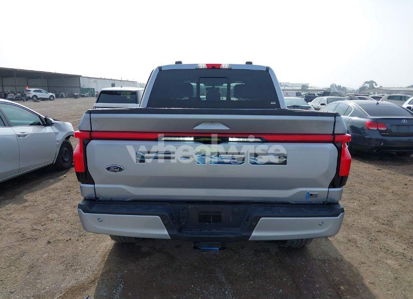 Photo 16 of 2022 Ford F-150 LIGHTNING LARIAT (VIN 1FTVW1EL0NWG16234)