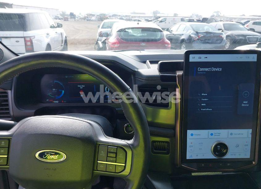 Photo 18 of 2022 Ford F-150 LIGHTNING LARIAT (VIN 1FTVW1EL0NWG16234)