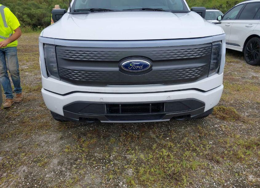 Photo 18 of 2023 Ford F-150 LIGHTNING XLT (VIN 1FTVW1EL5PWG28995)