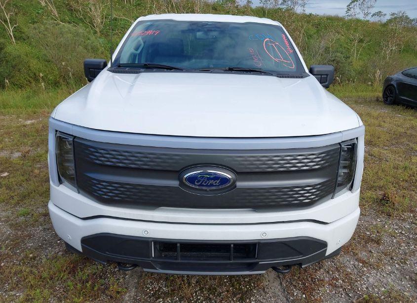 Photo 6 of 2023 Ford F-150 LIGHTNING XLT (VIN 1FTVW1EL5PWG28995)