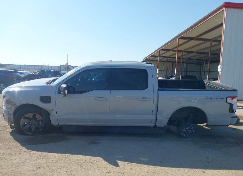 Photo 14 of 2023 Ford F-150 LIGHTNING XLT (VIN 1FTVW1EL5PWG52486)