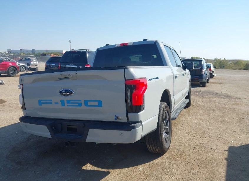 Photo 4 of 2023 Ford F-150 LIGHTNING XLT (VIN 1FTVW1EL5PWG52486)