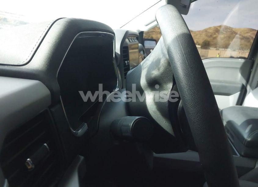 Photo 7 of 2022 Ford F-150 LIGHTNING PRO (VIN 1FTVW1EL8NWG05871)