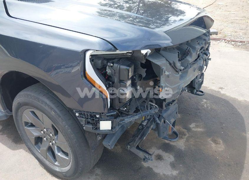 Photo 18 of 2022 Ford F-150 LIGHTNING LARIAT (VIN 1FTVW1EL8NWG14716)