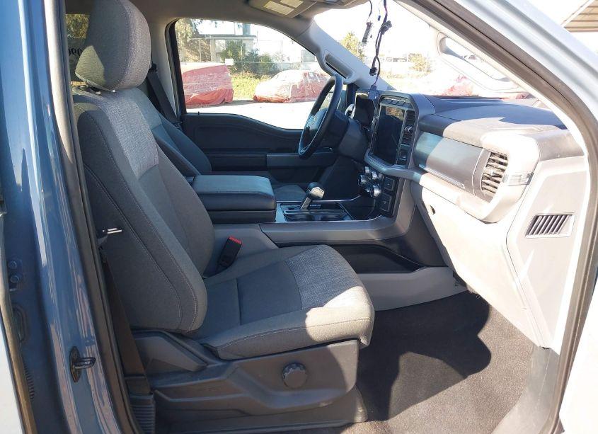 Photo 5 of 2023 Ford F-150 LIGHTNING XLT (VIN 1FTVW1EL9PWG32970)