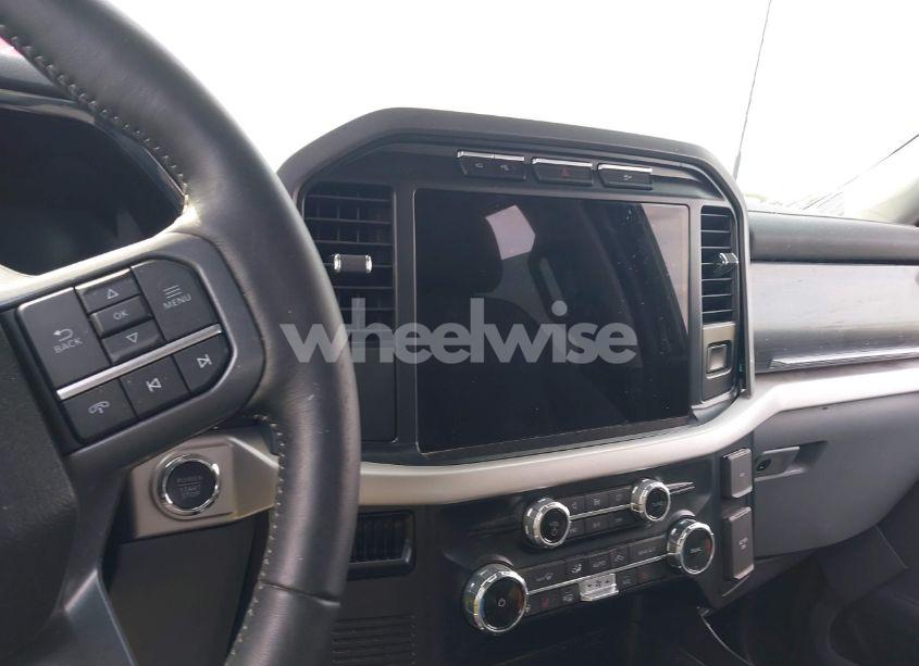 Photo 16 of 2023 Ford F-150 LIGHTNING XLT (VIN 1FTVW1ELXPWG15885)