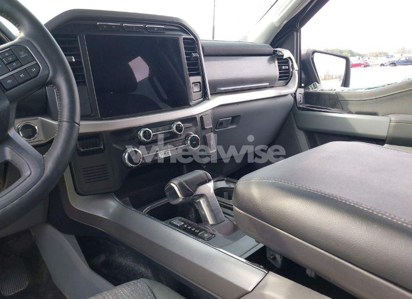 Photo 17 of 2023 Ford F-150 LIGHTNING XLT (VIN 1FTVW1ELXPWG15885)