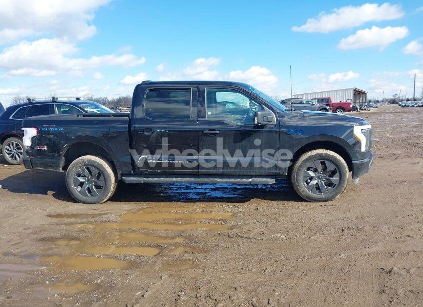 Photo 13 of 2024 Ford F-150 LIGHTNING XLT (VIN 1FTVW3LK3RWG06339)