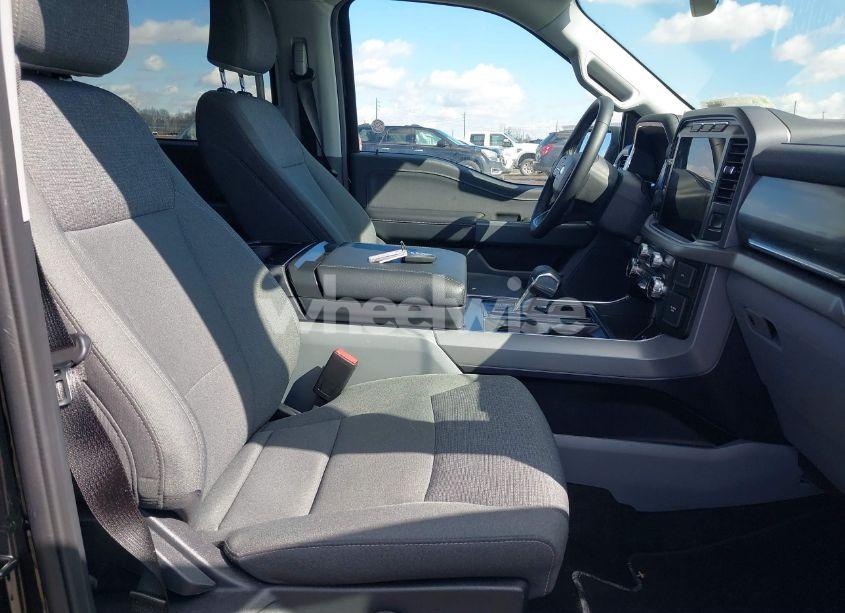 Photo 5 of 2024 Ford F-150 LIGHTNING XLT (VIN 1FTVW3LK3RWG06339)