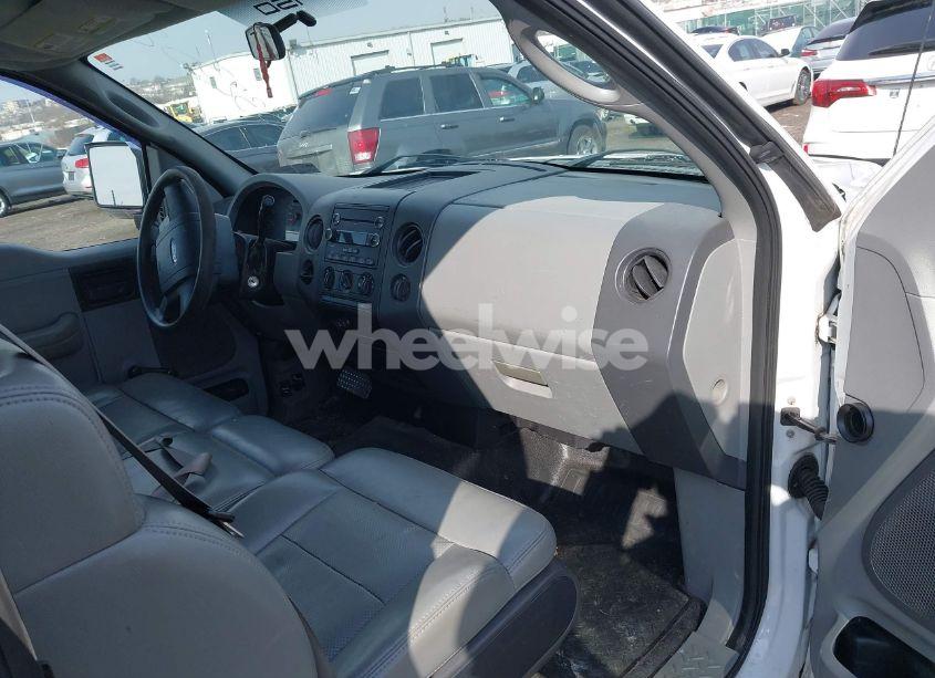 Photo 5 of 2007 Ford F-150 XL/XLT (VIN 1FTVX12577NA62623)