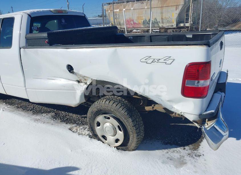 Photo 6 of 2005 Ford F-150 FX4/LARIAT/XL/XLT (VIN 1FTVX14515NB17397)