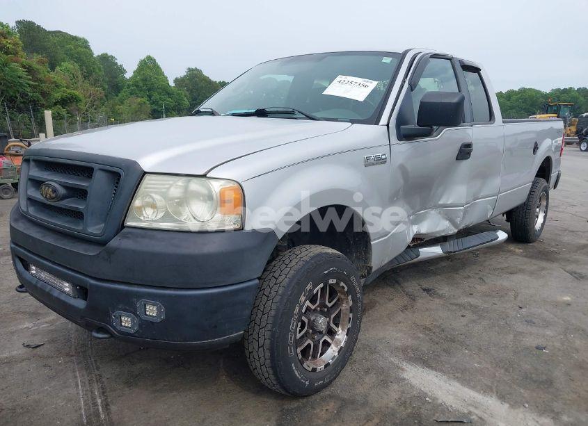 Photo 2 of 2006 Ford F-150 FX4/LARIAT/XL/XLT (VIN 1FTVX14546NA97549)