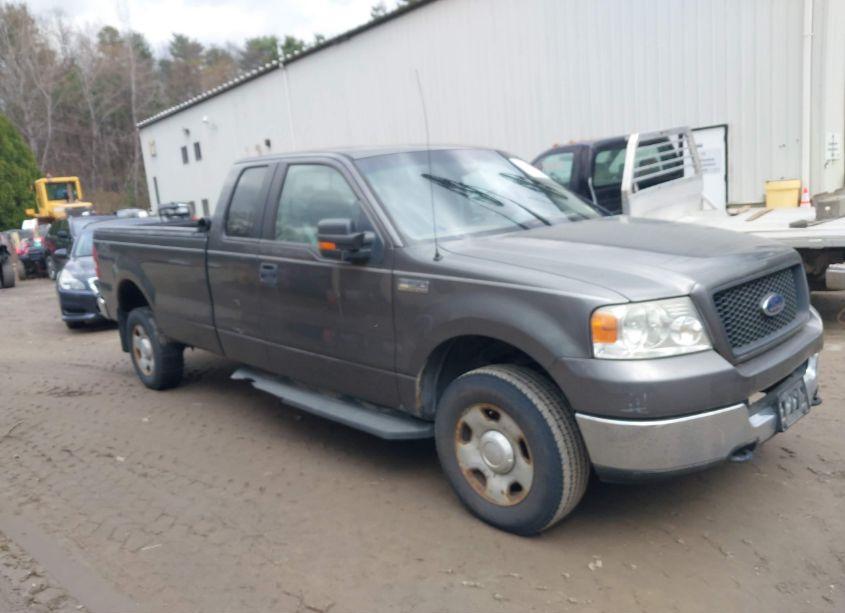 2005 Ford F-150 FX4/LARIAT/XL/XLT (VIN 1FTVX145X5NC10628) main photo