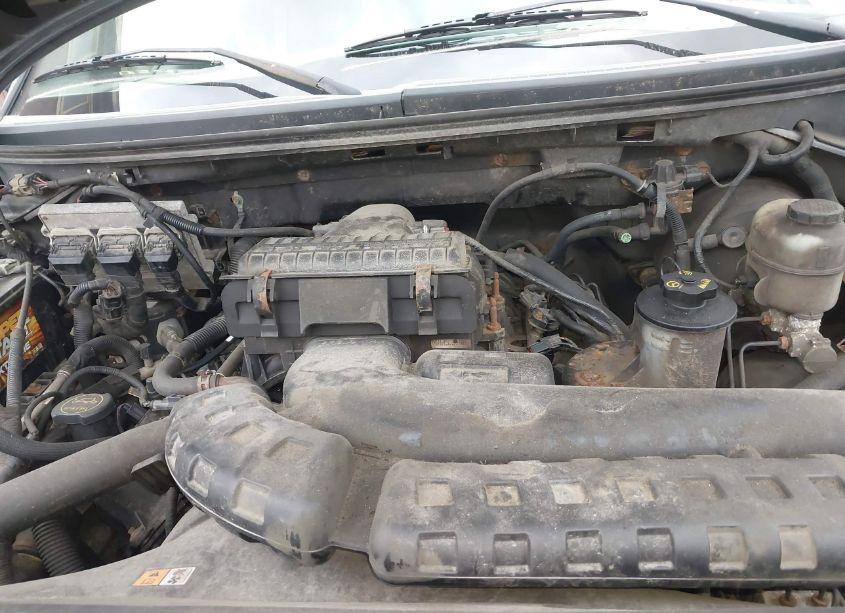 Photo 10 of 2005 Ford F-150 FX4/LARIAT/XL/XLT (VIN 1FTVX145X5NC10628)