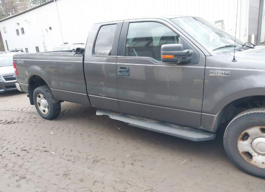 Photo 6 of 2005 Ford F-150 FX4/LARIAT/XL/XLT (VIN 1FTVX145X5NC10628)