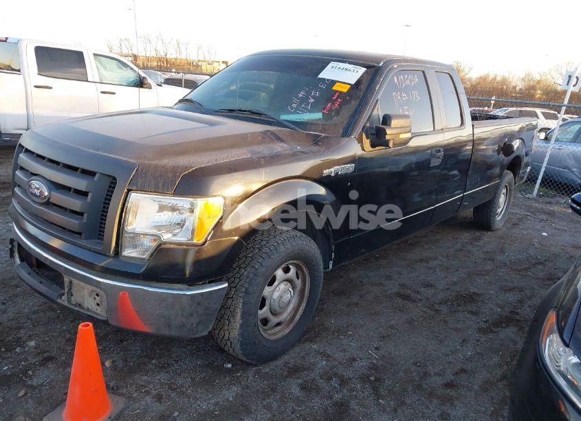 Photo 2 of 2011 Ford F-150 XL (VIN 1FTVX1CF0BKE08528)