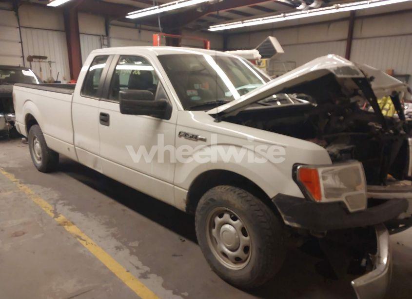 2011 Ford F-150 XL (VIN 1FTVX1CF9BKE07832) main photo