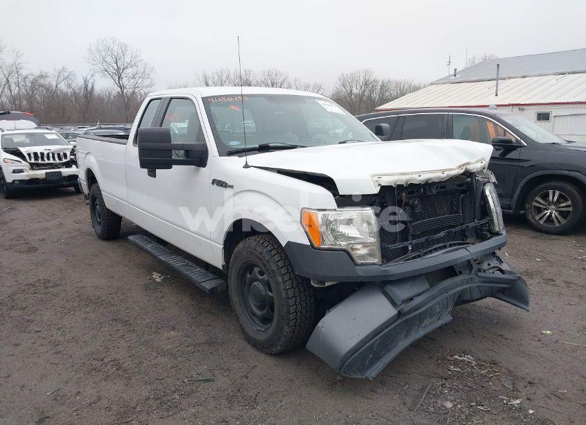 2010 Ford F-150 XL/XLT (VIN 1FTVX1CV0AKE21057) main photo