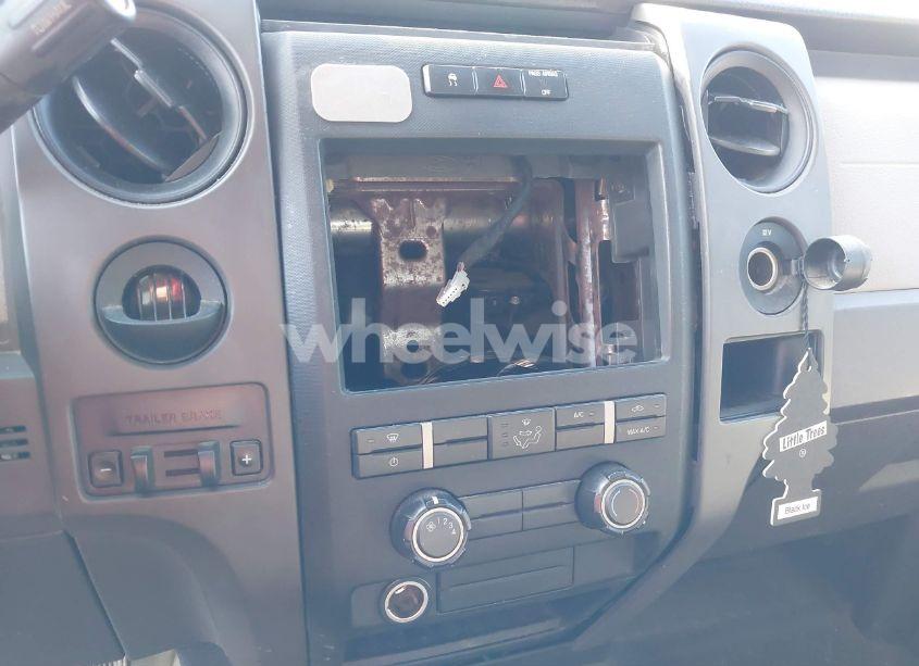 Photo 17 of 2010 Ford F-150 XL (VIN 1FTVX1CV9AKE41615)