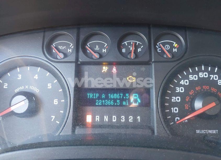 Photo 7 of 2010 Ford F-150 XL (VIN 1FTVX1CV9AKE41615)