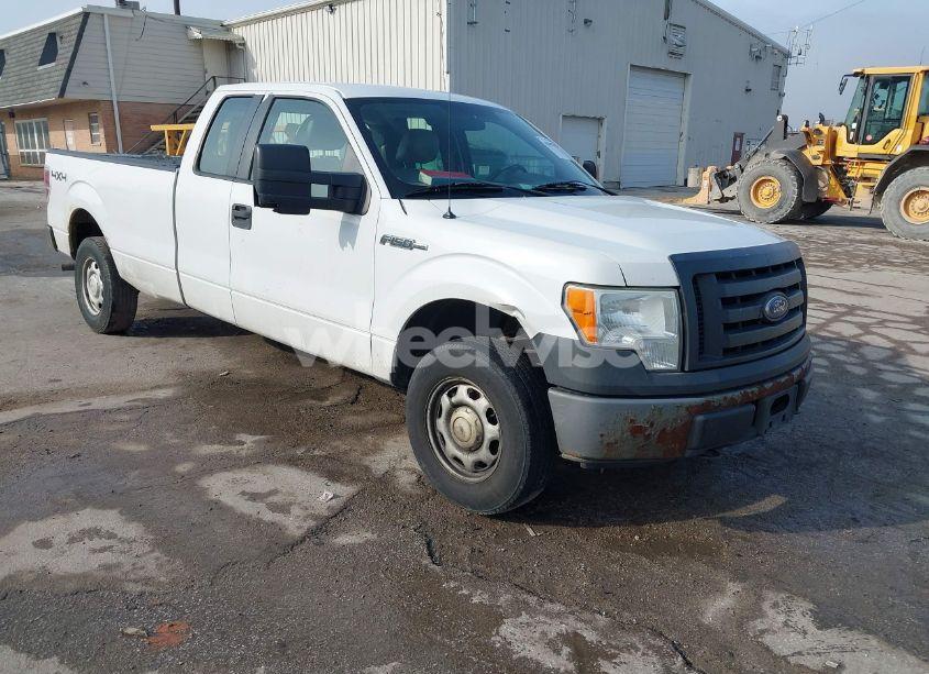 2010 Ford F-150 XL/XLT (VIN 1FTVX1EV6AKB55797) main photo