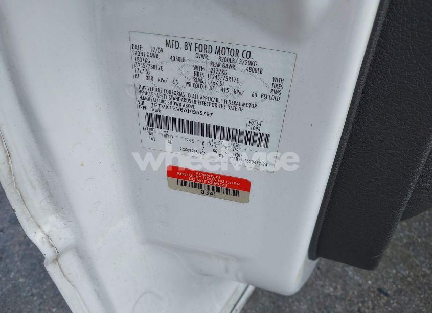 Photo 9 of 2010 Ford F-150 XL/XLT (VIN 1FTVX1EV6AKB55797)