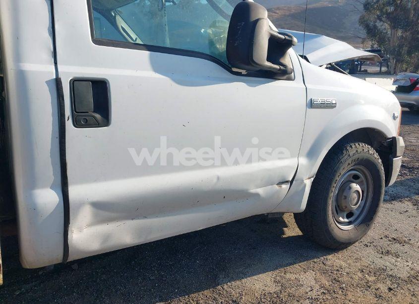 Photo 15 of 2006 Ford F-350 XL/XLT (VIN 1FTWF30YX6EC19317)