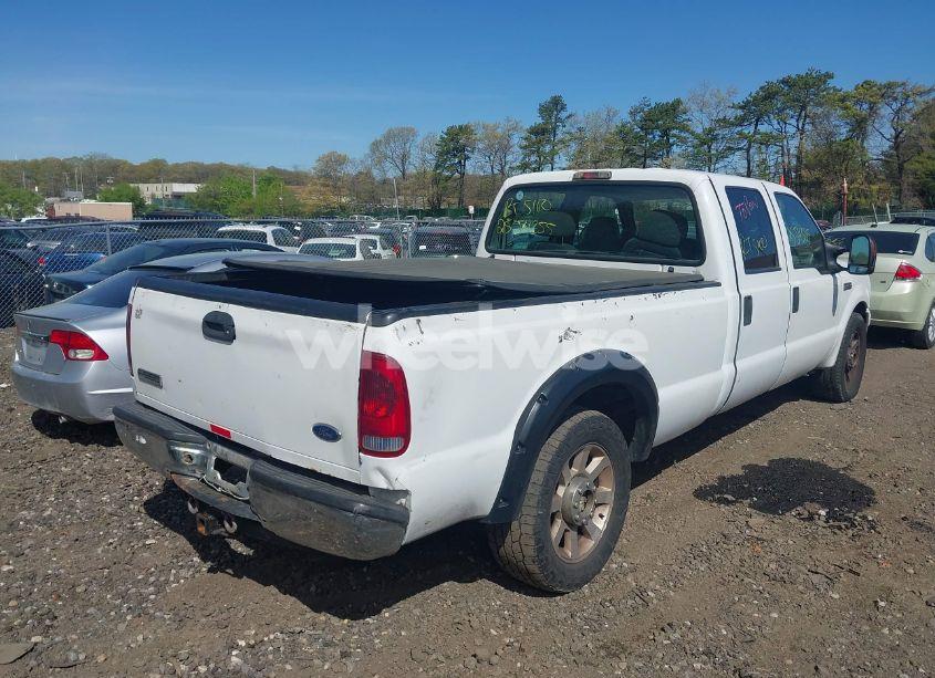 Photo 4 of 2006 Ford F-350 LARIAT/XL/XLT (VIN 1FTWW30556ED50726)