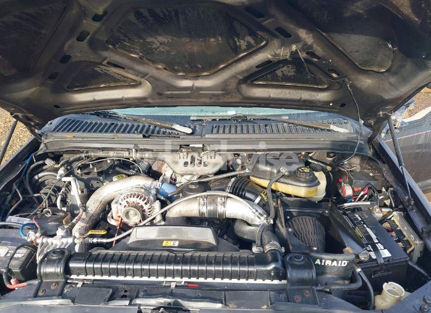 Photo 10 of 2005 Ford F-350 LARIAT/XL/XLT (VIN 1FTWW31P05EB97798)