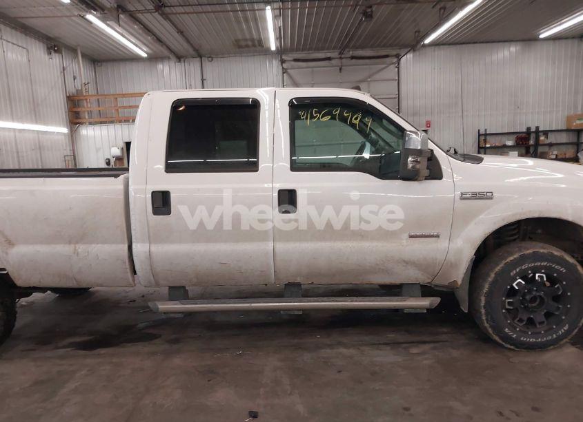 Photo 14 of 2005 Ford F-350 LARIAT/XL/XLT (VIN 1FTWW31P25ED32943)