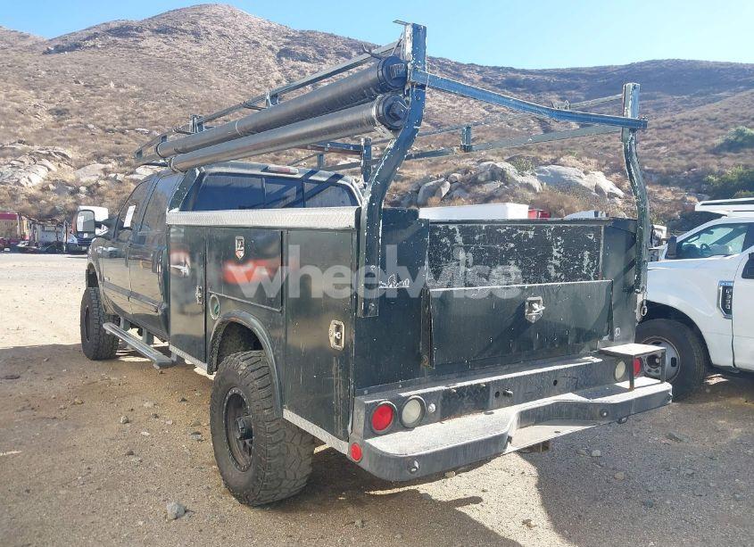 Photo 3 of 2006 Ford F-350 LARIAT/XL/XLT (VIN 1FTWW31P26ED79455)