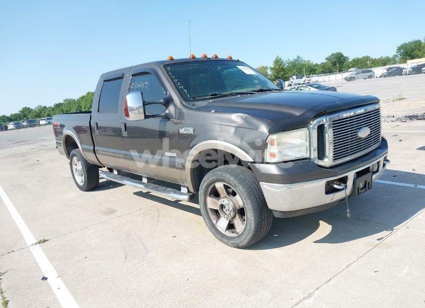 2006 Ford F-350 LARIAT/XL/XLT (VIN 1FTWW31P86EA77460) main photo