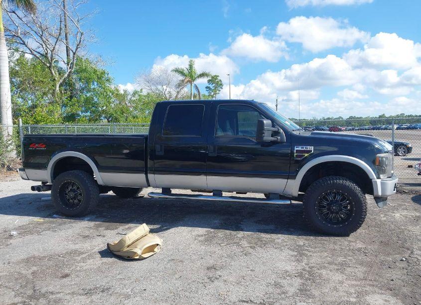 Photo 13 of 2008 Ford F-350 FX4/HARLEY-DAVIDSON/KING RANCH/LARIAT/XL/XLT (VIN 1FTWW31R68EA95623)