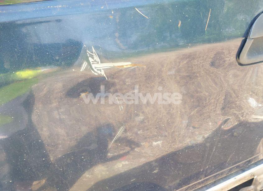 Photo 21 of 2001 Ford F-350 LARIAT/XL/XLT (VIN 1FTWW32F21EC70556)