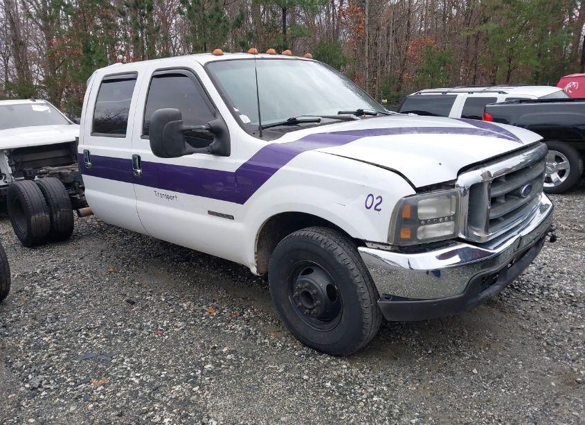 1999 Ford F-350 LARIAT/XL/XLT (VIN 1FTWW32F3XEC45898) main photo