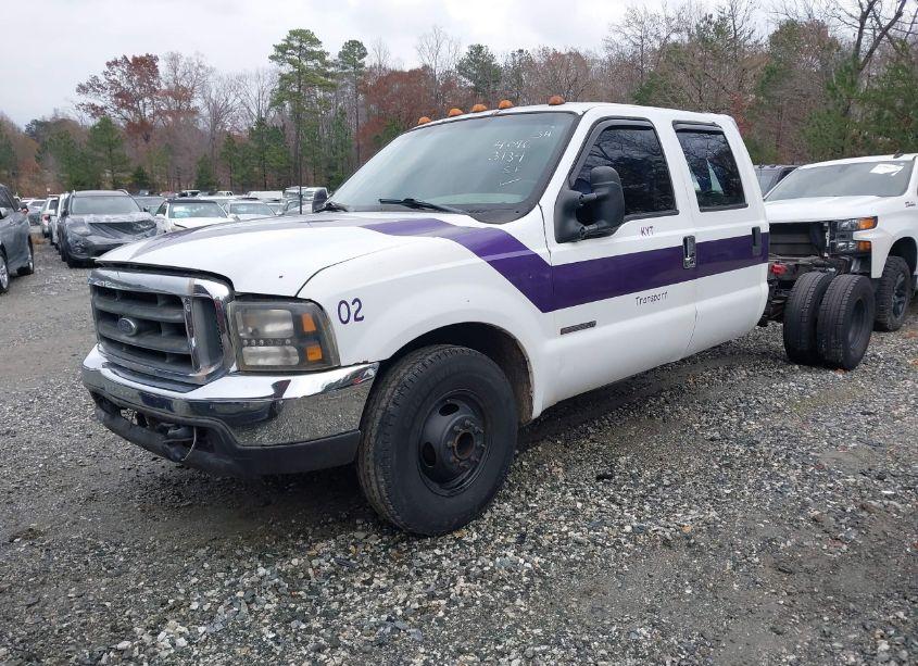 Photo 2 of 1999 Ford F-350 LARIAT/XL/XLT (VIN 1FTWW32F3XEC45898)