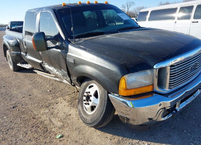 Photo 11 of 2001 Ford F-350 LARIAT/XL/XLT (VIN 1FTWW32F81EA97593)